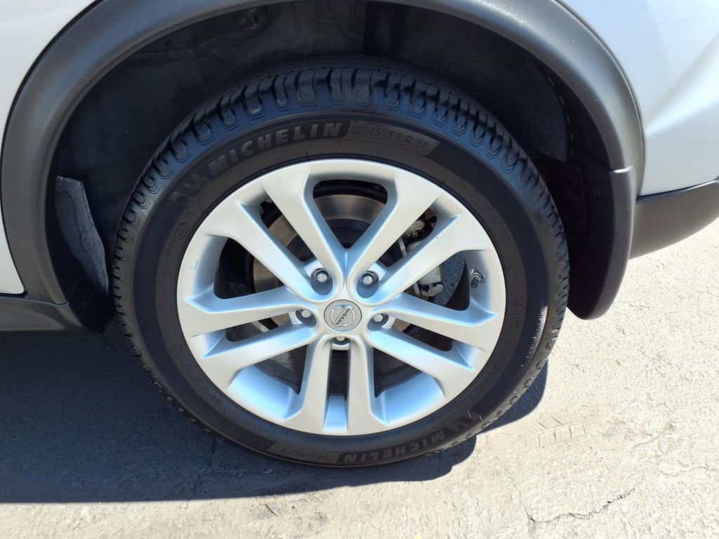 Used 2016 Nissan Juke S image 15