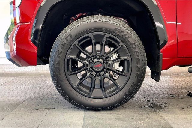 Used 2026 Toyota Tundra Platinum w/ TRD Off-Road Package image 8