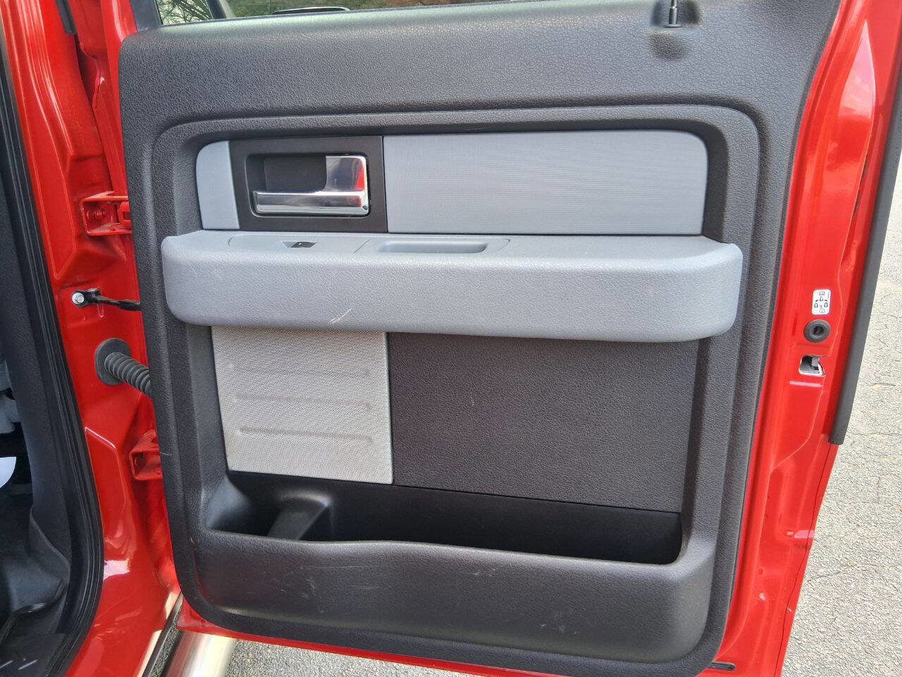 Used 2012 Ford F150 XLT image 18