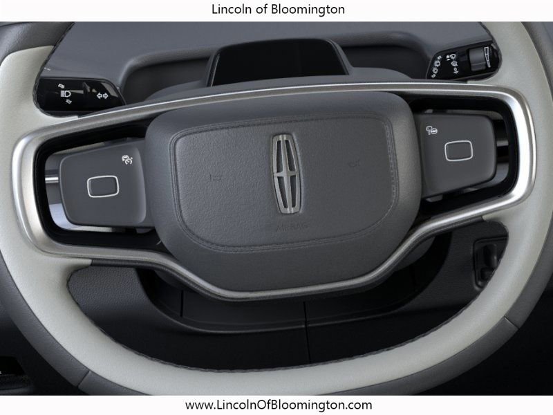 New 2026 Lincoln Navigator Reserve w/ Jet Appearance Package AWD/4WD image 13