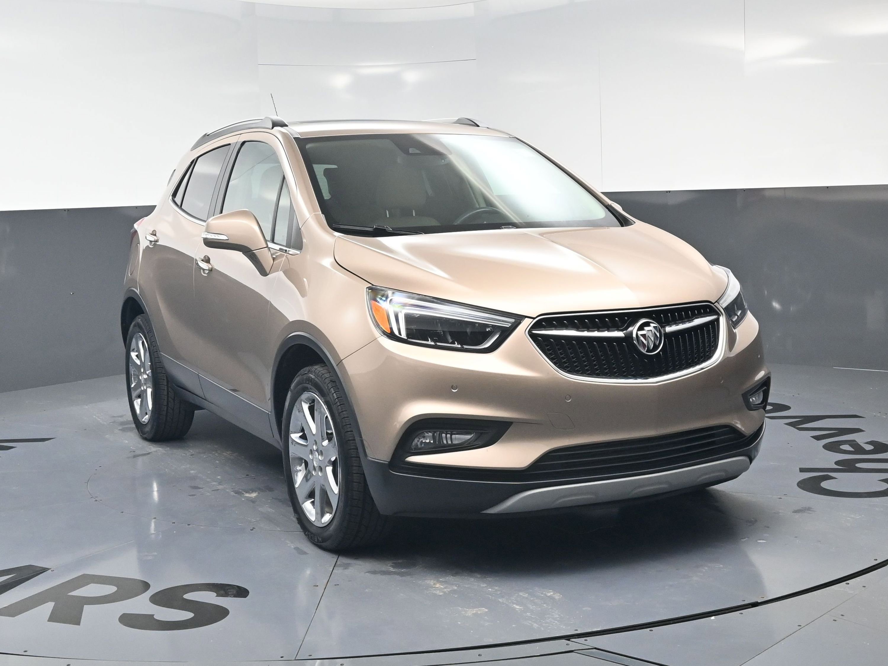 Used 2019 Buick Encore Essence w/ Experience Buick Package image 3
