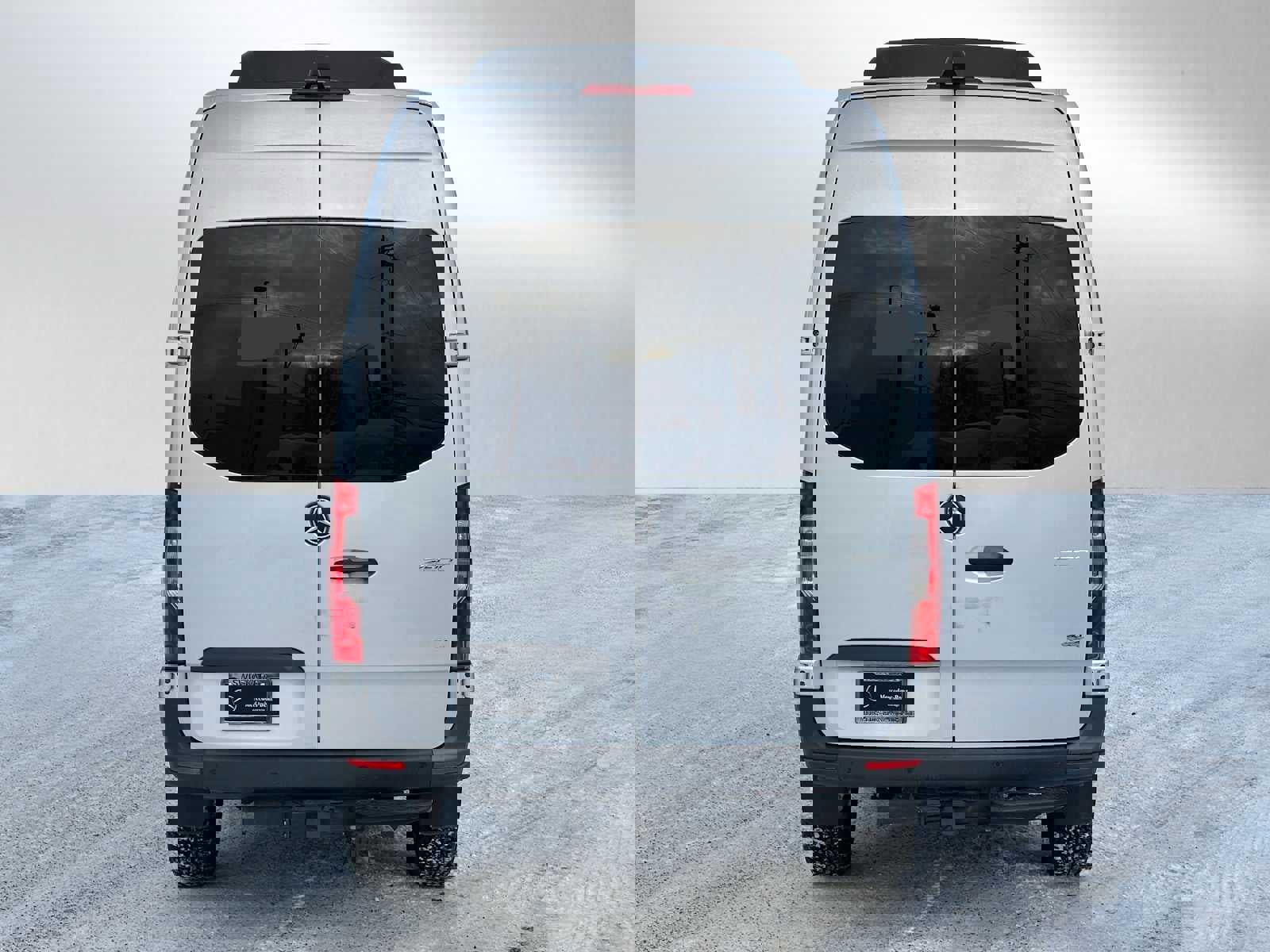 Used 2021 Freightliner Sprinter 2500 image 4