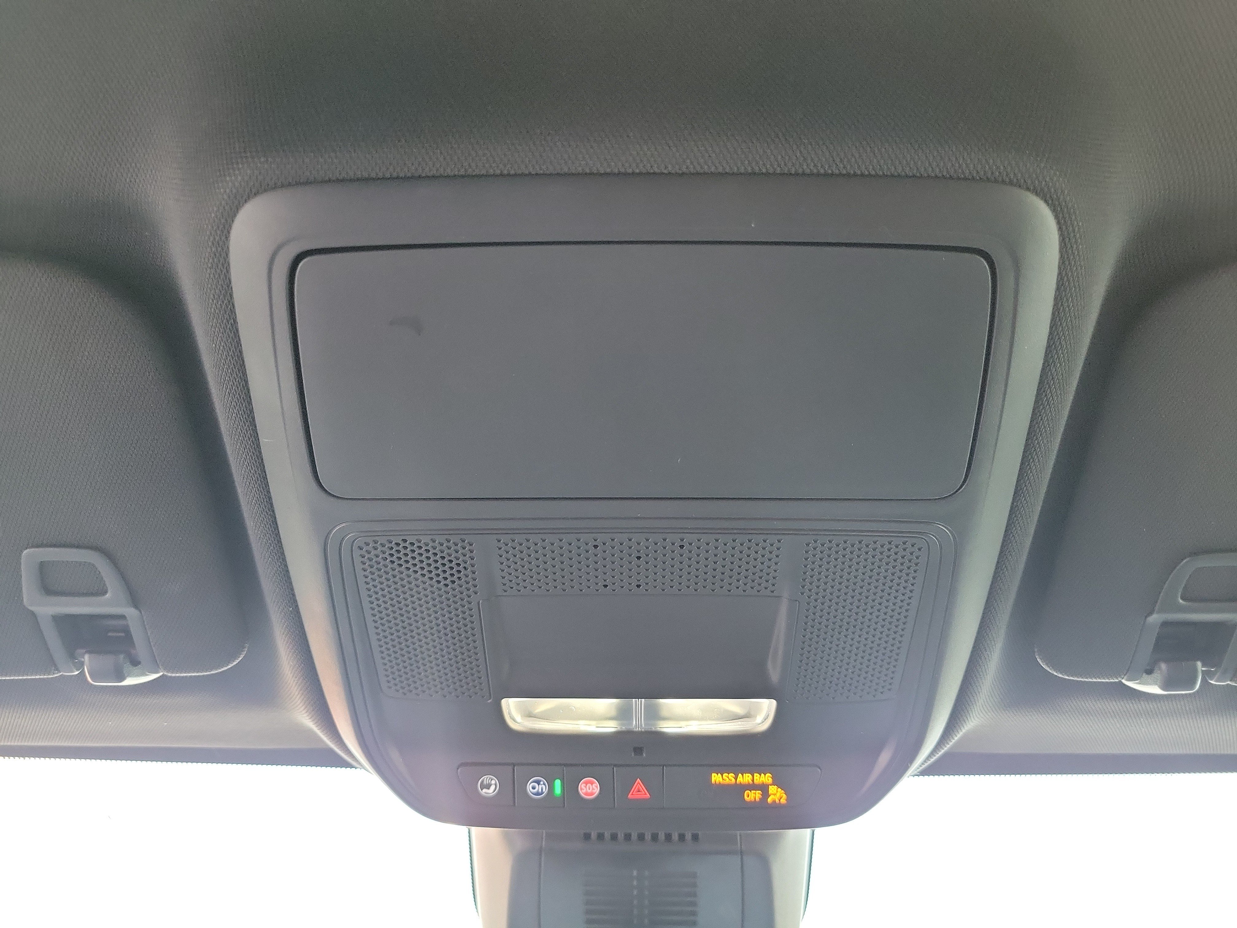 Used 2025 Chevrolet Equinox LT w/ Safety and Technology Package FWD image 23