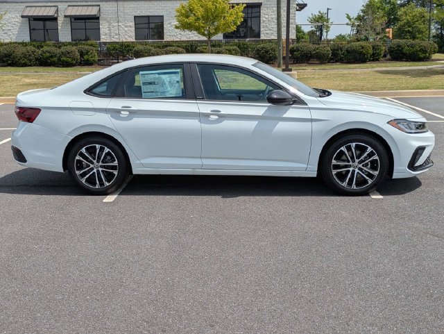 New 2026 Volkswagen Jetta Sport FWD image 3