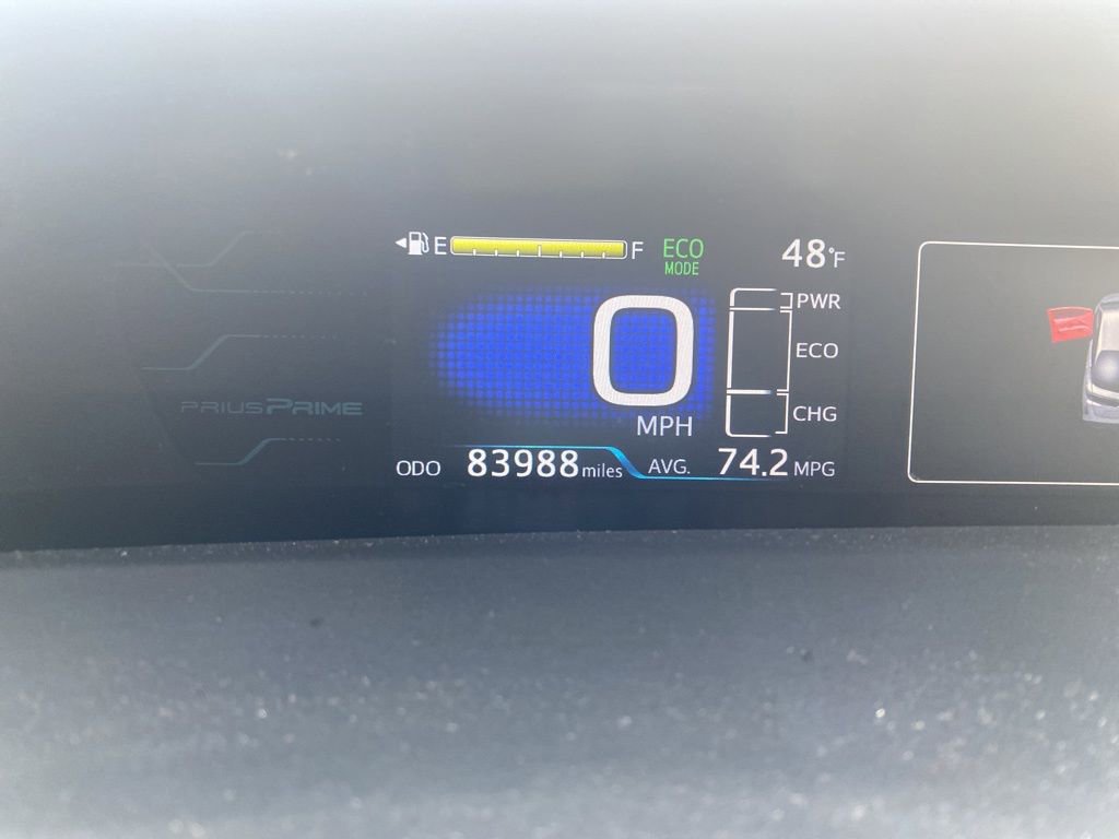 Used 2017 Toyota Prius Prime Premium image 11