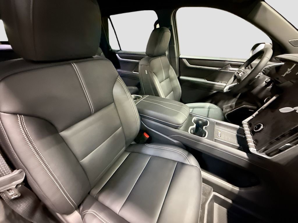 New 2026 GMC Acadia Elevation w/ Black Edition image 29