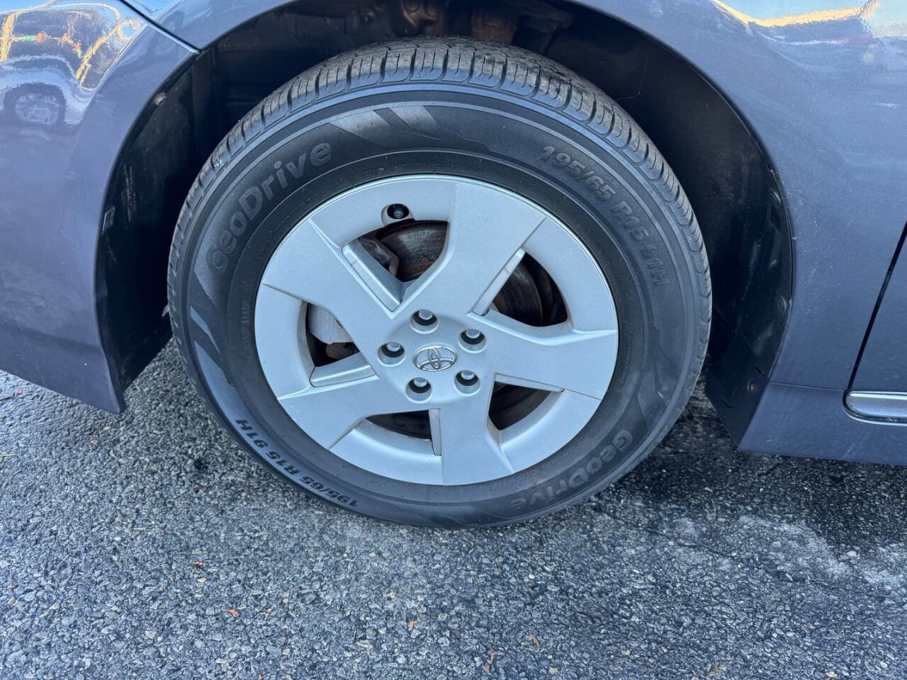 Used 2011 Toyota Prius Two image 16