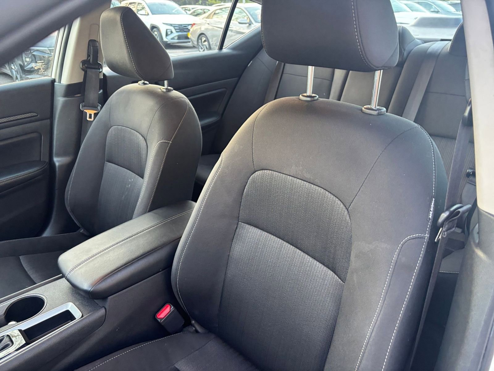 Used 2025 Nissan Altima 2.5 SV image 35