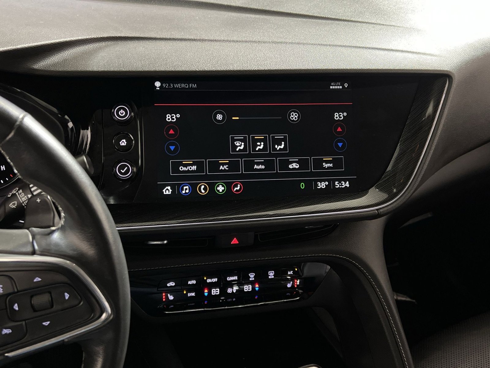 Used 2023 Buick Envision Essence image 19