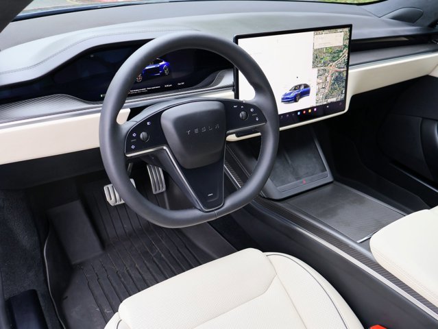 Used 2023 Tesla Model S Plaid image 16