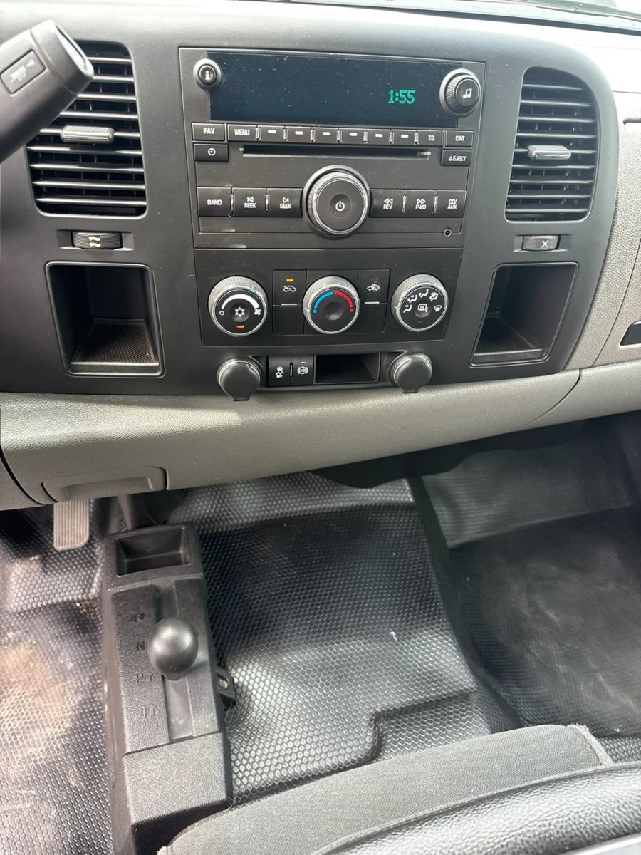 Used 2013 GMC Sierra 3500 W/T AWD/4WD image 8