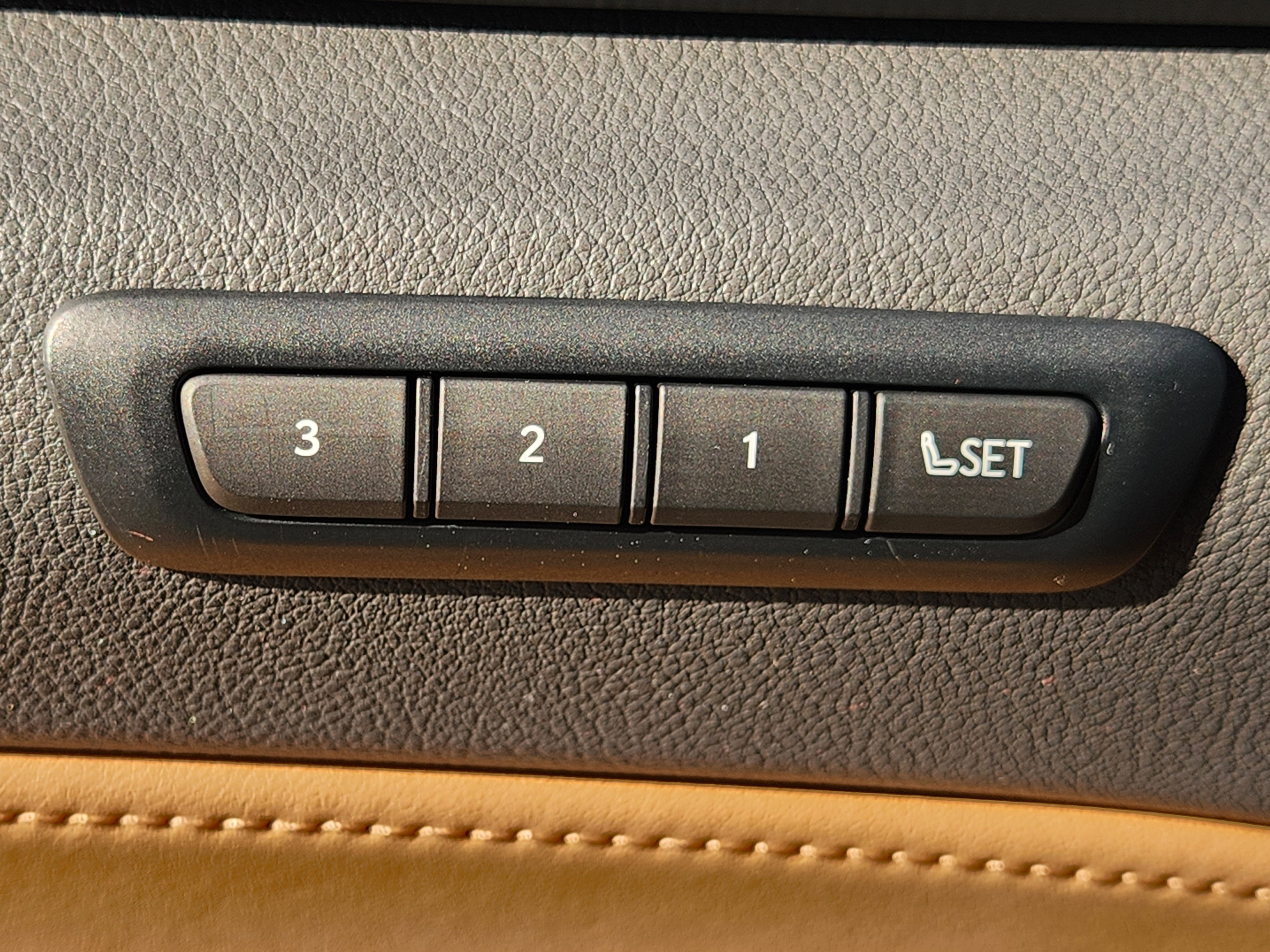 Certified 2025 Lexus NX 250 FWD w/ Accessory Package (2T) image 25