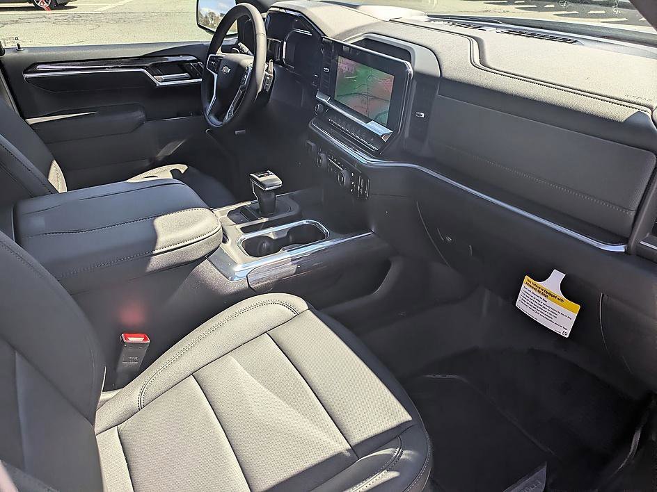 New 2026 Chevrolet Silverado 1500 LTZ w/ Technology Package AWD/4WD image 37