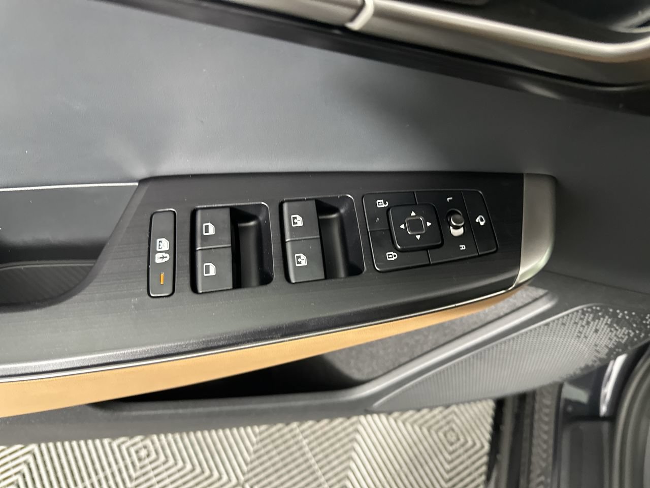New 2026 Kia EV6 Wind RWD image 3