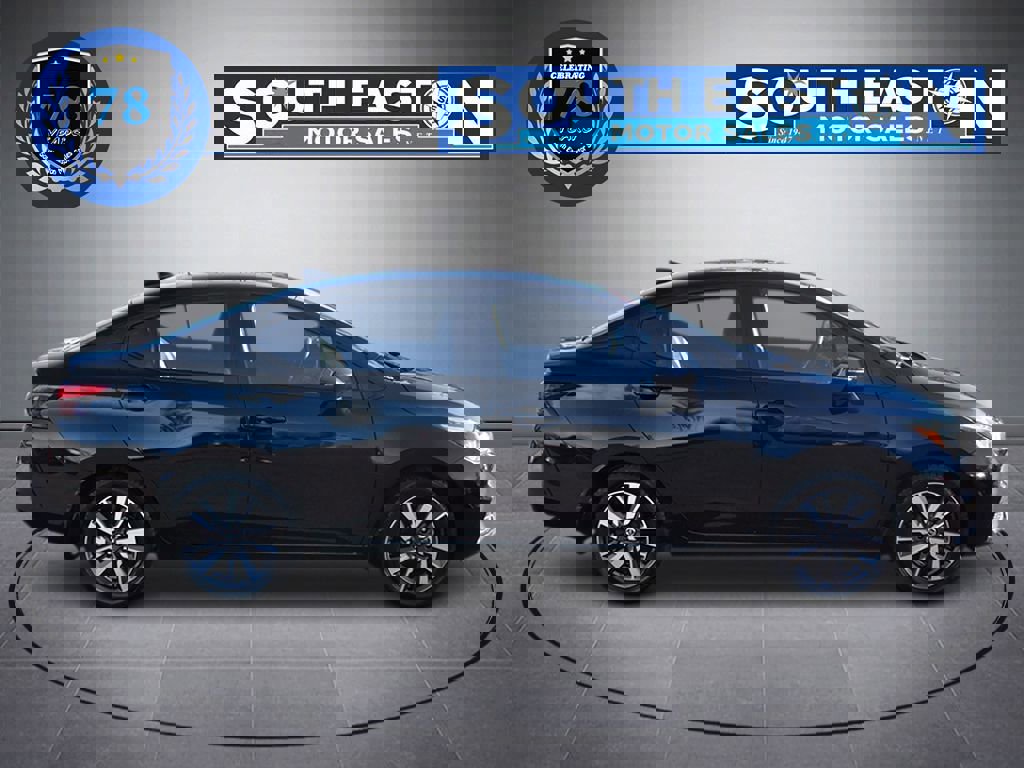 Used 2021 Nissan Versa SV image 8