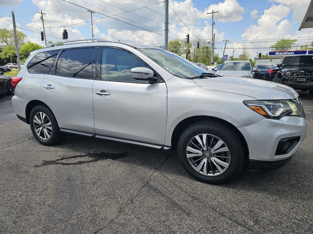 Used 2020 Nissan Pathfinder SV AWD/4WD image 14