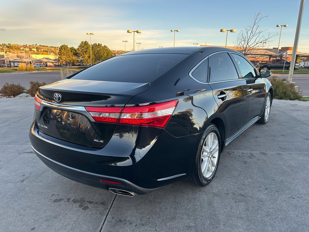 Used 2014 Toyota Avalon XLE FWD image 7