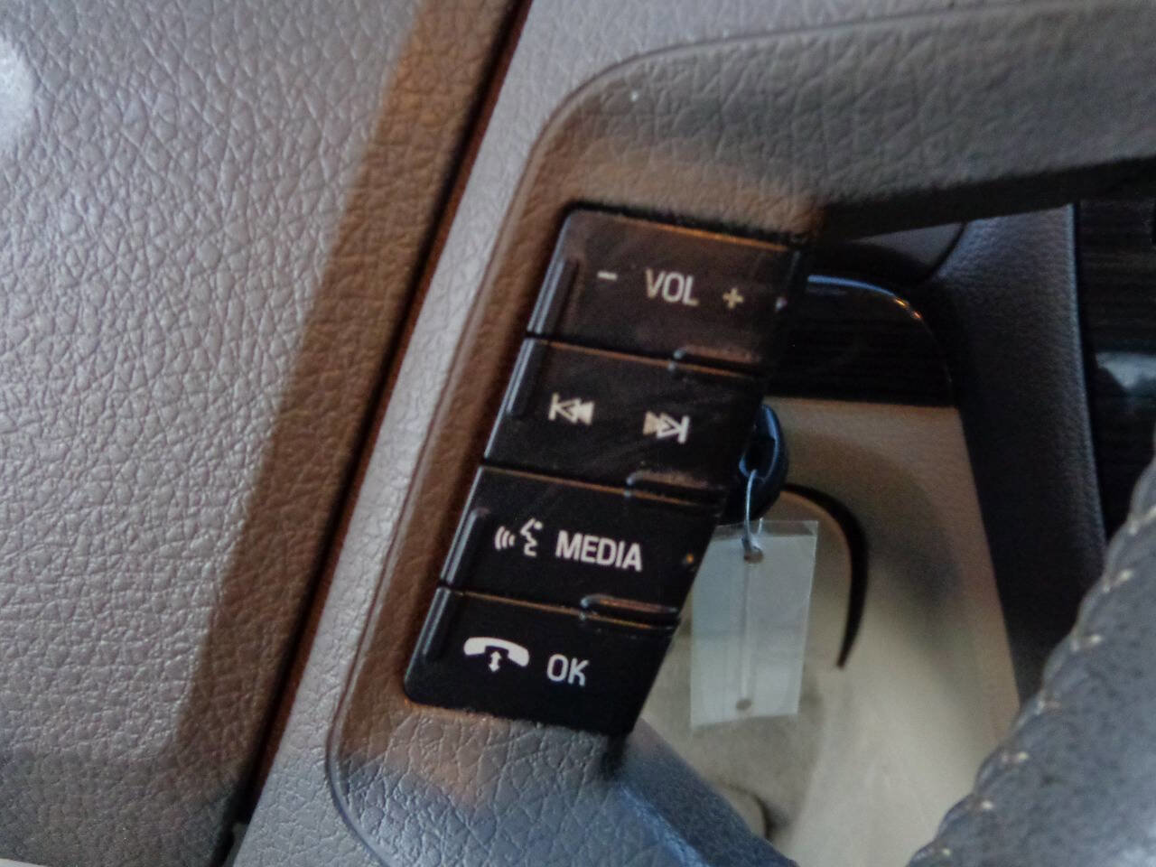 Used 2008 Ford Fusion SEL image 16