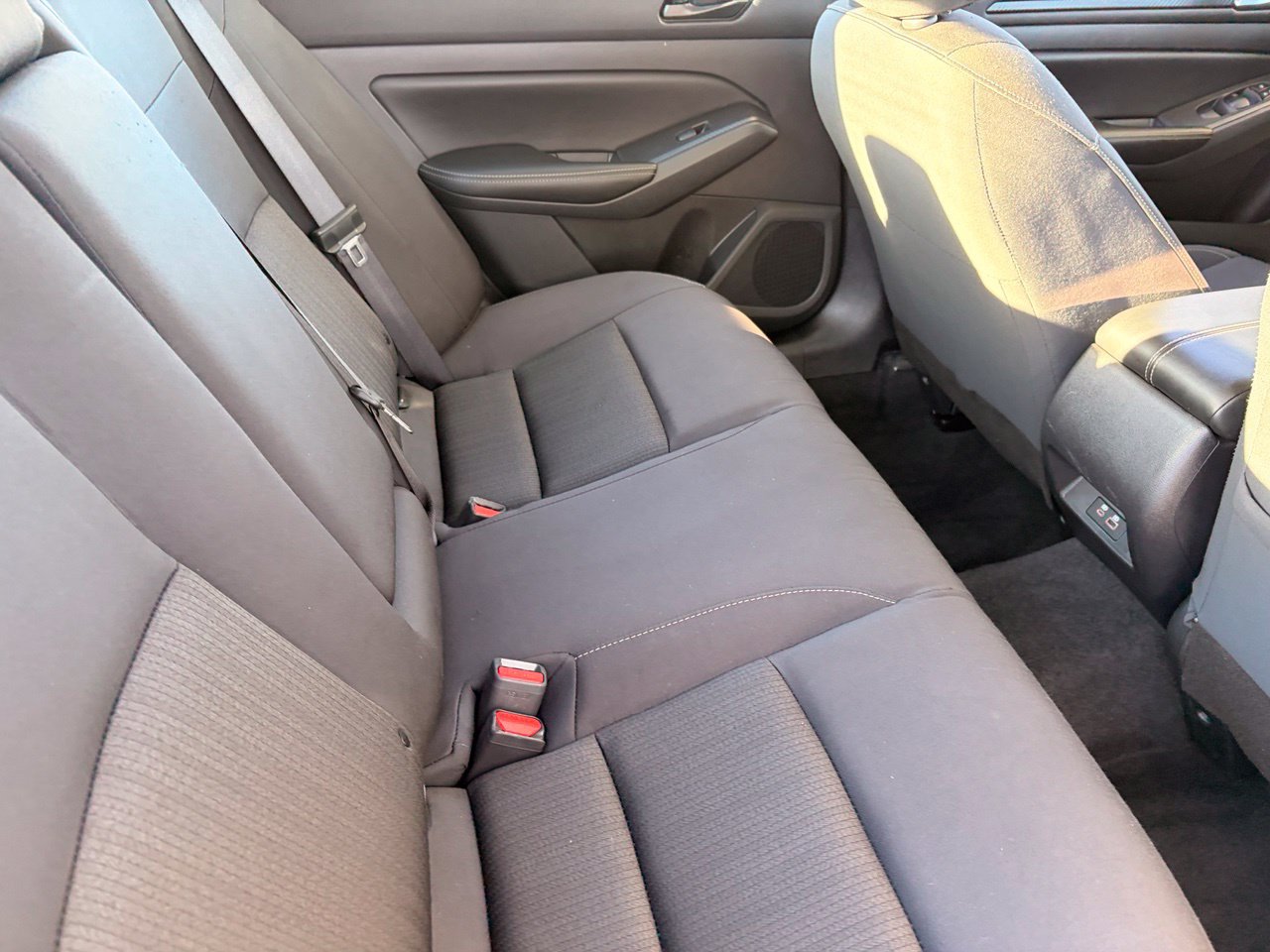 Certified 2025 Nissan Altima 2.5 SV FWD image 15