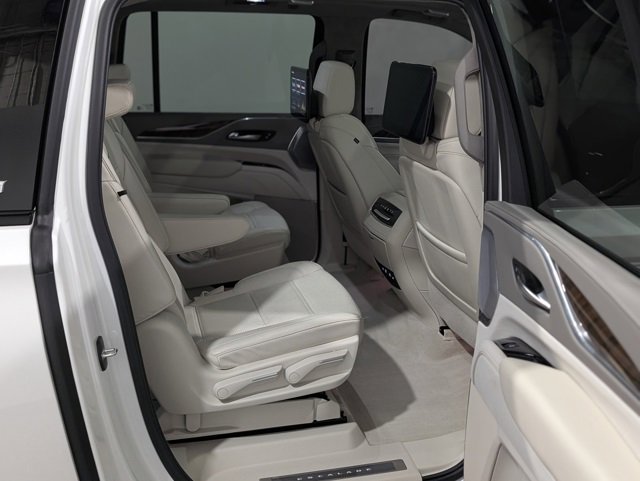 Certified 2024 Cadillac Escalade ESV Sport Platinum w/ LPO, ONYX Package image 10