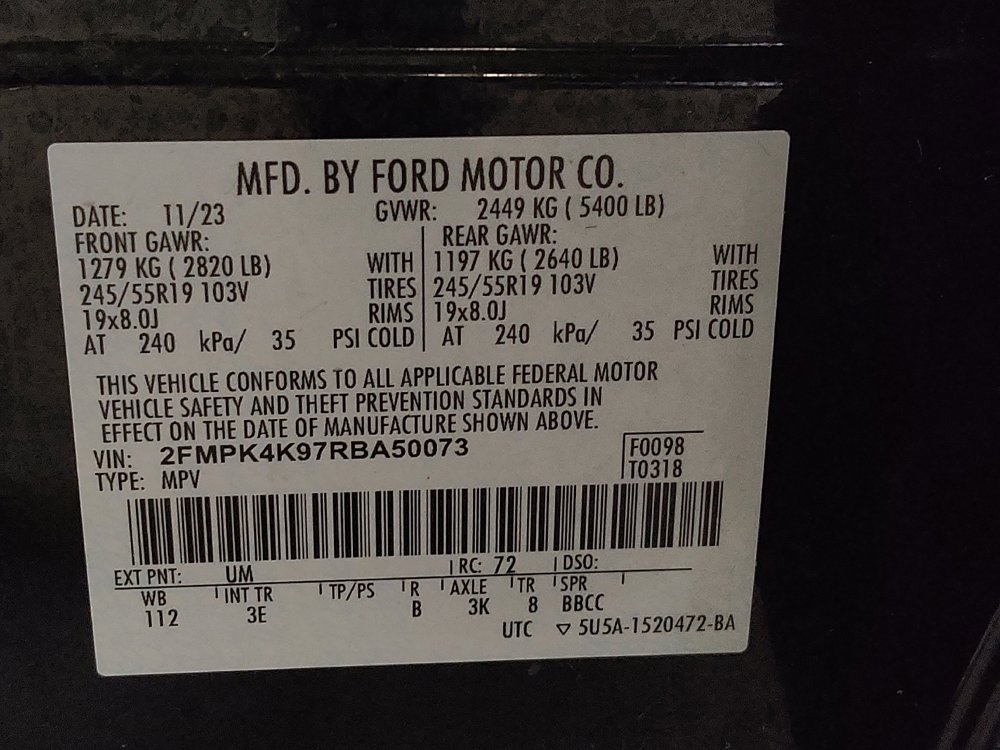 Used 2024 Ford Edge Titanium image 33
