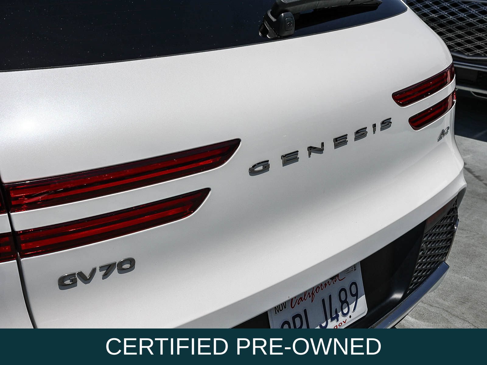 Used 2025 Genesis GV70 2.5T AWD/4WD image 7