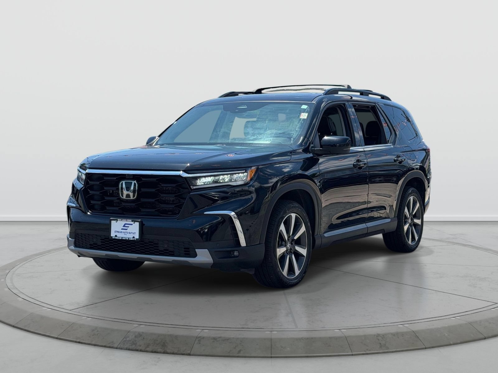 Used 2023 Honda Pilot Elite image 3