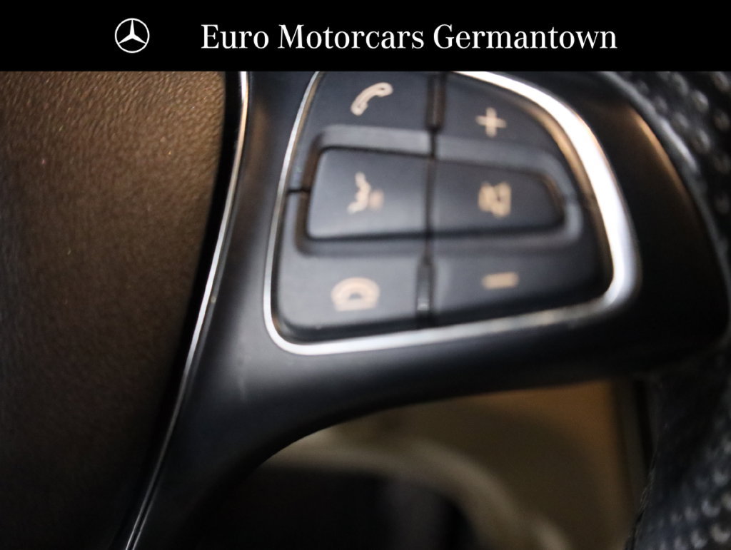 Used 2019 Mercedes-Benz GLC 350e 4MATIC image 15