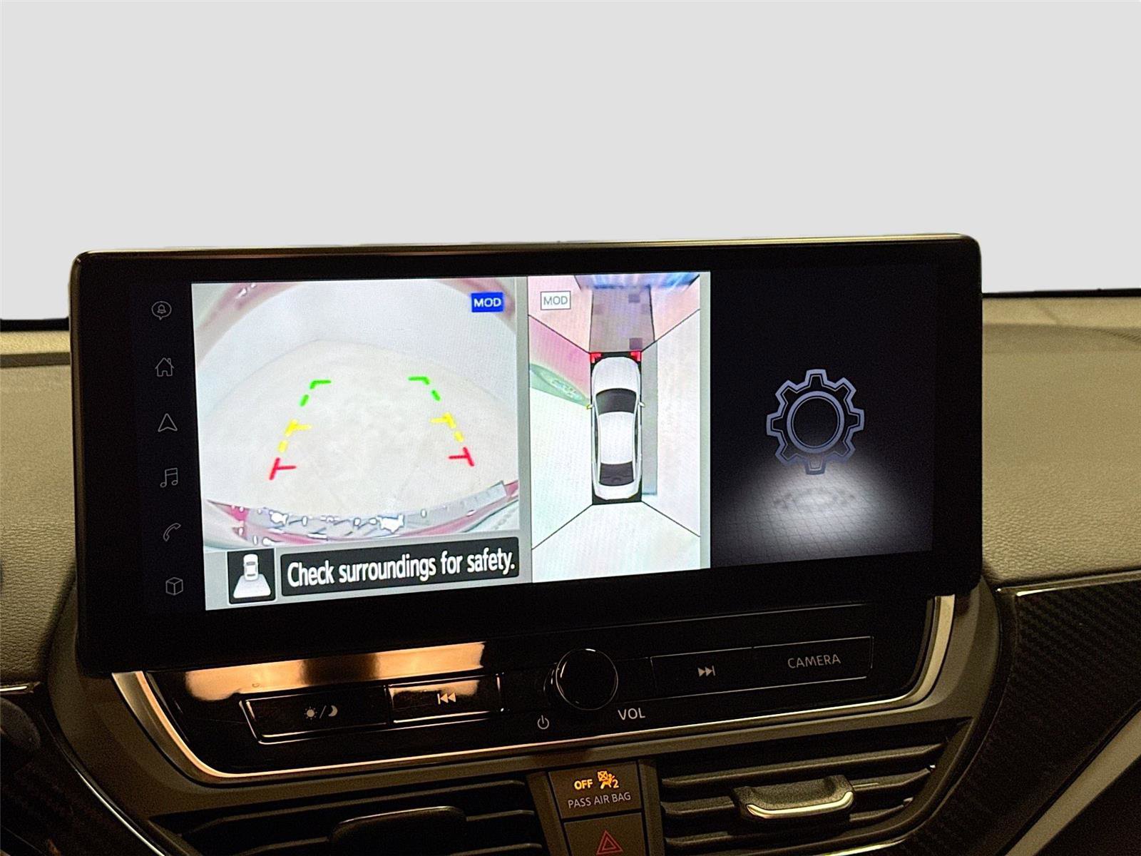 Used 2023 Nissan Altima 2.0 SR FWD image 14