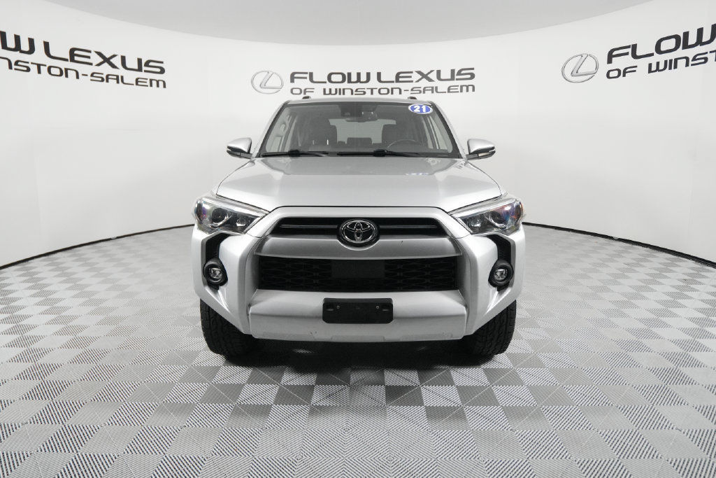 Used 2021 Toyota 4Runner SR5 Premium w/ Moonroof Package AWD/4WD image 2