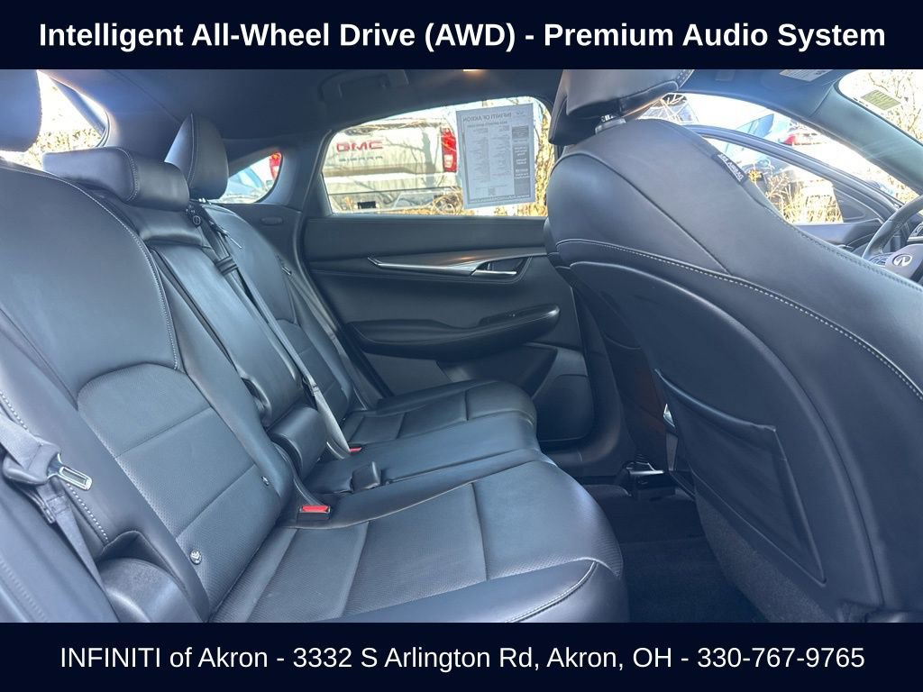 Used 2024 INFINITI QX55 Luxe w/ Cargo Package image 32