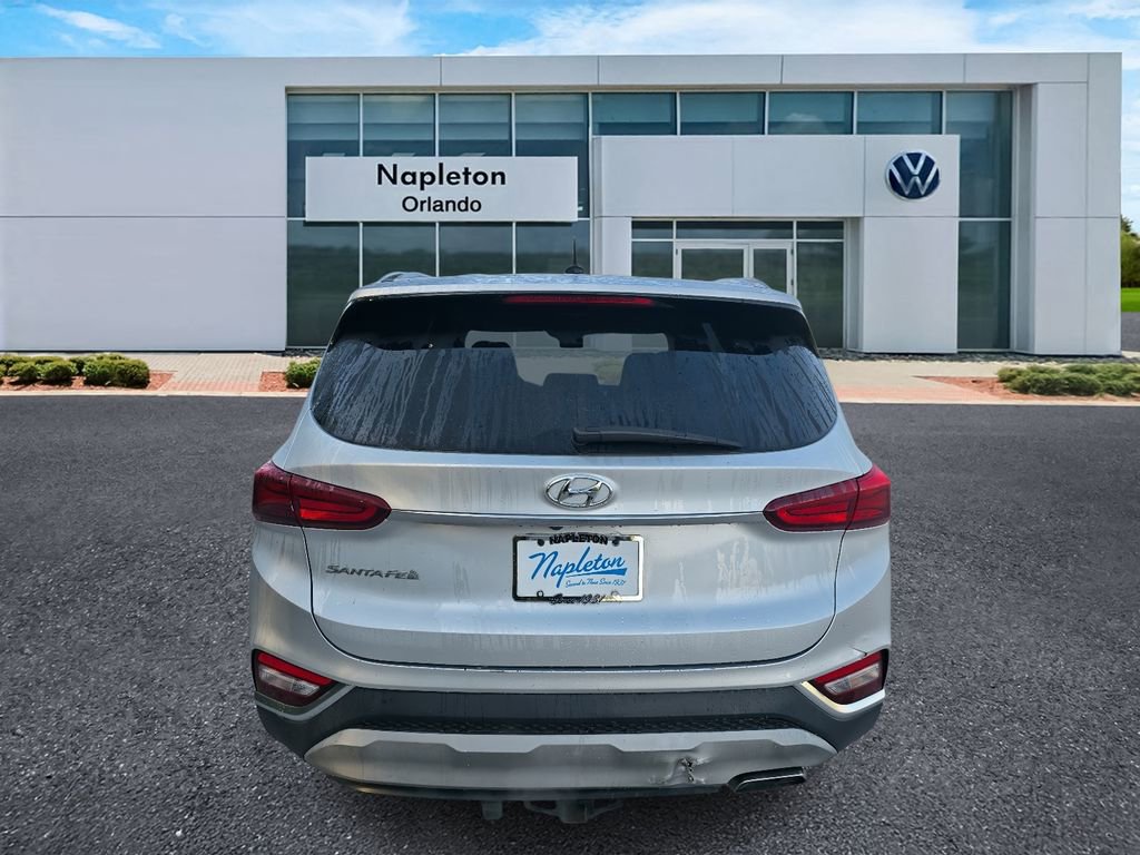 Used 2019 Hyundai Santa Fe SE image 5