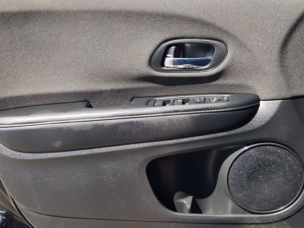 Used 2020 Honda HR-V Sport image 19