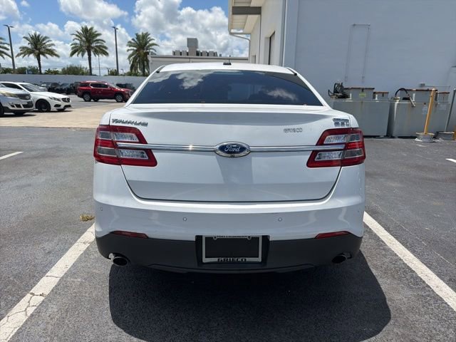 Used 2015 Ford Taurus SEL w/ Equipment Group 201A FWD image 4