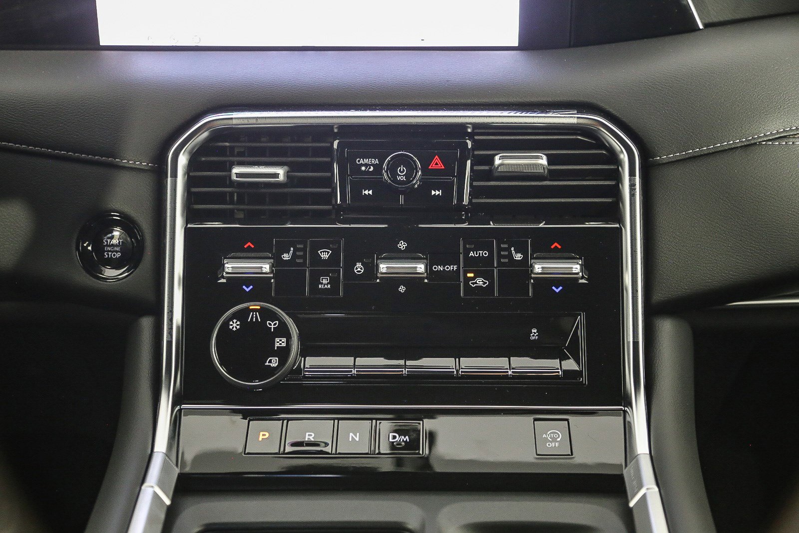 New 2025 Nissan Armada SL w/ Captain's Chari Seat Package image 19