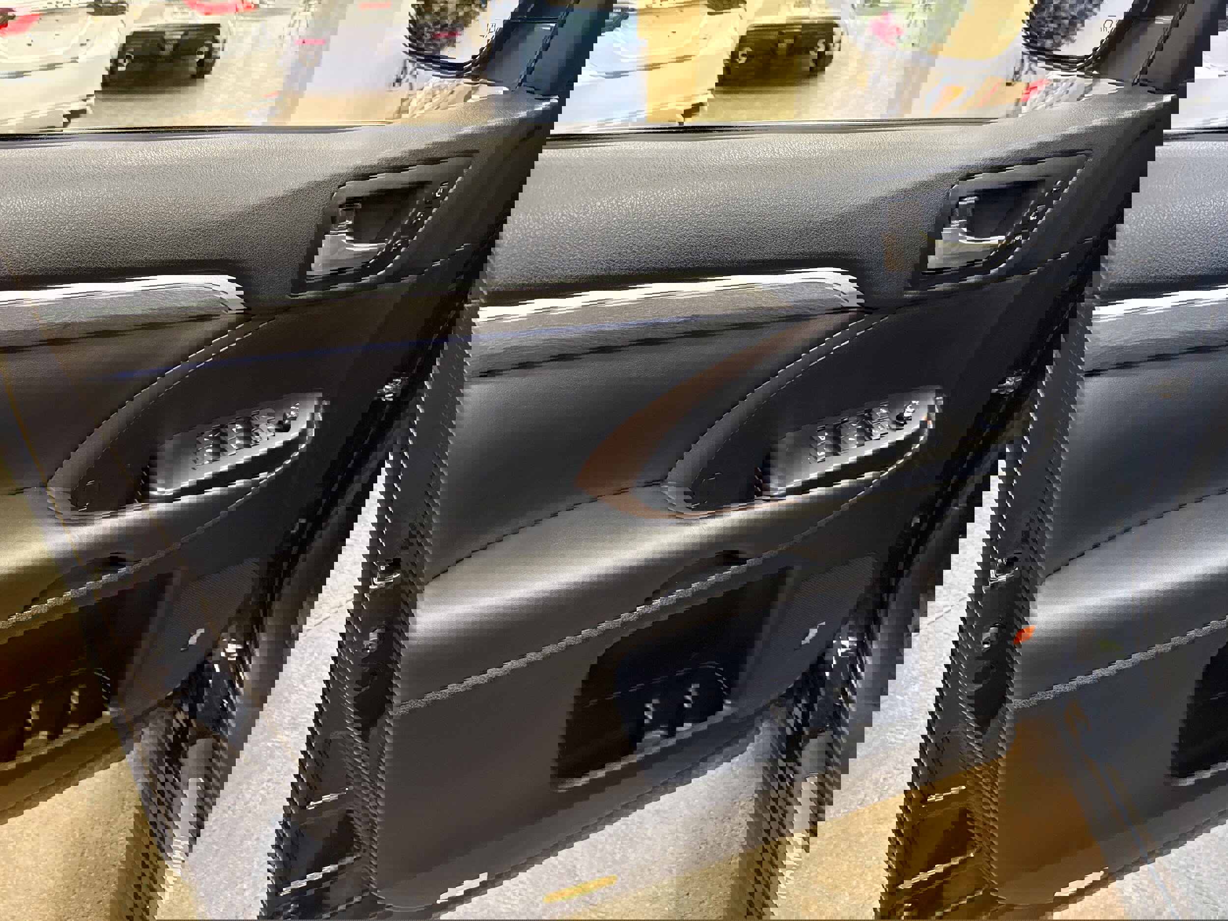 Used 2019 Toyota Highlander Limited Platinum image 49