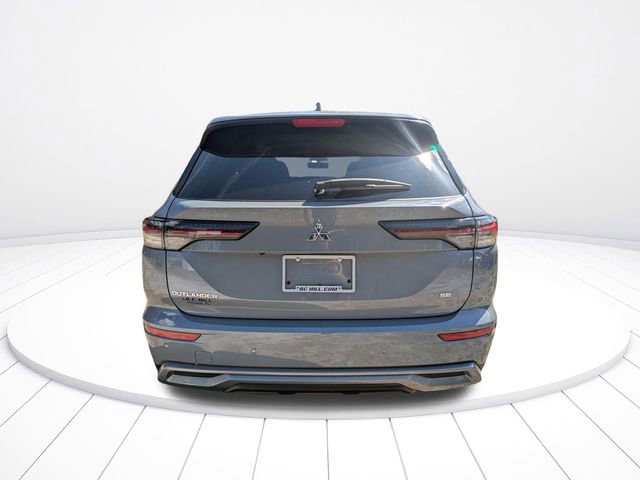 New 2026 Mitsubishi Outlander SE image 5