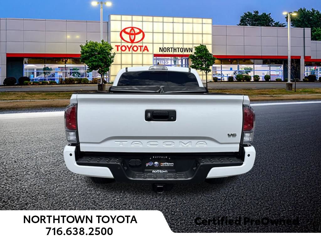 Used 2023 Toyota Tacoma TRD Sport w/ TRD Premium Sport Package AWD/4WD image 31
