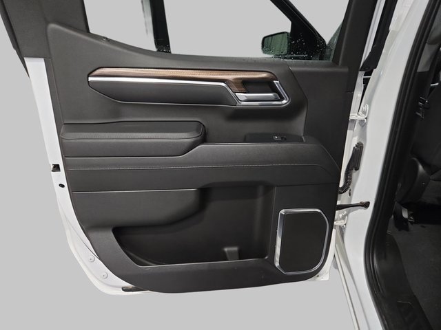 Used 2023 Chevrolet Silverado 1500 LT image 16