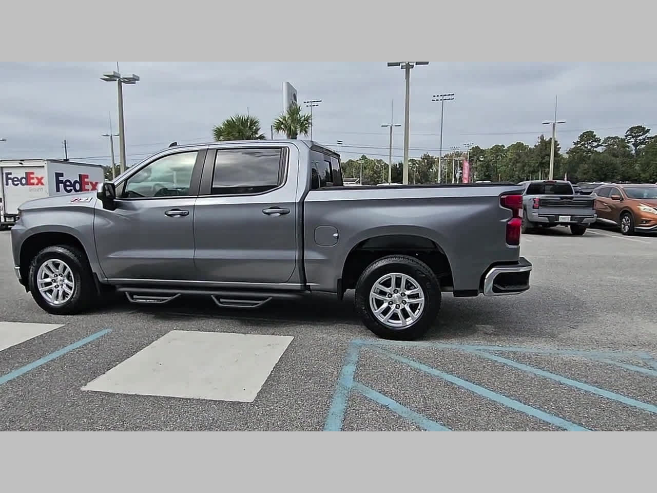 Used 2019 Chevrolet Silverado 1500 LT w/ All-Star Edition AWD/4WD image 28
