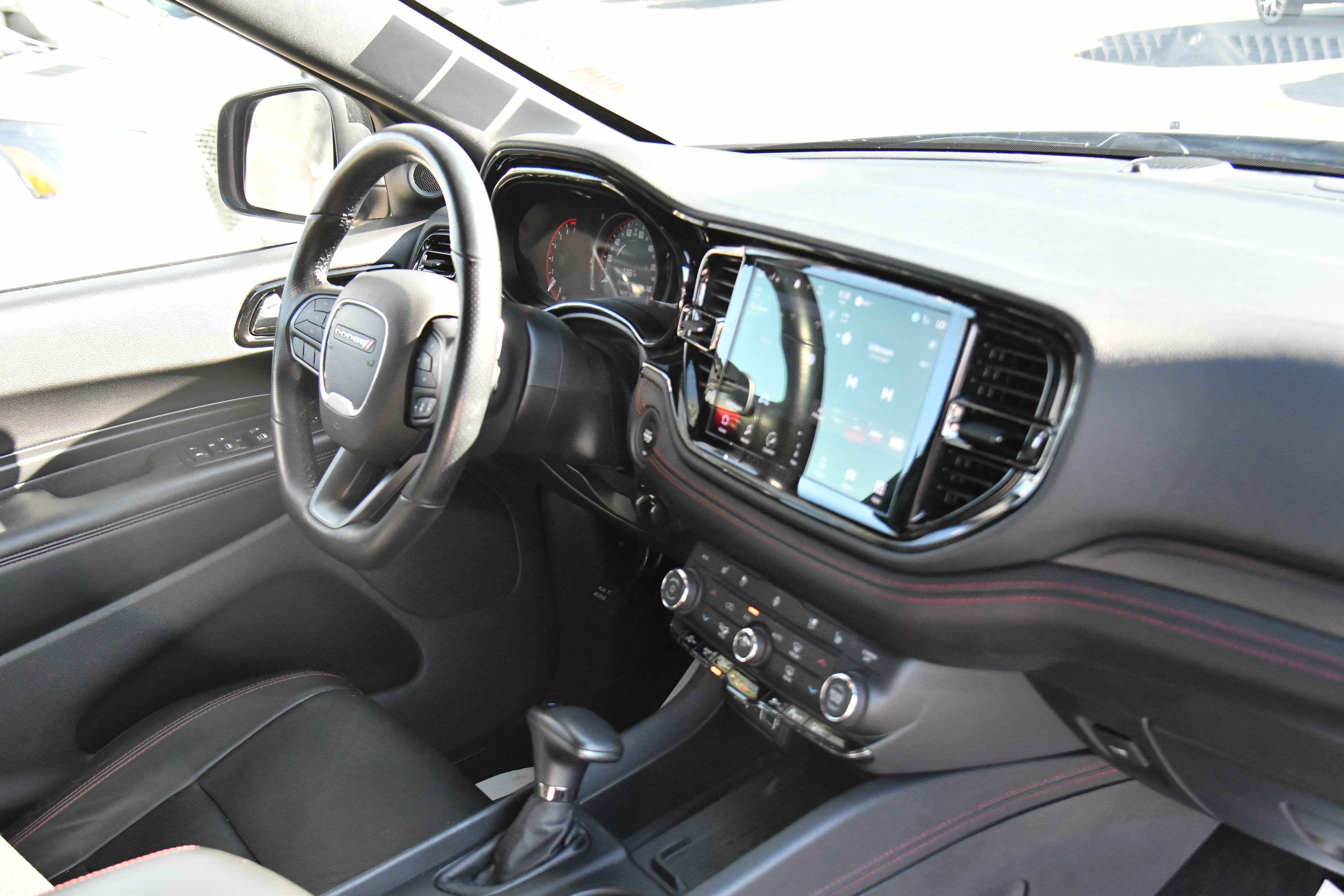 Used 2025 Dodge Durango GT AWD/4WD image 49