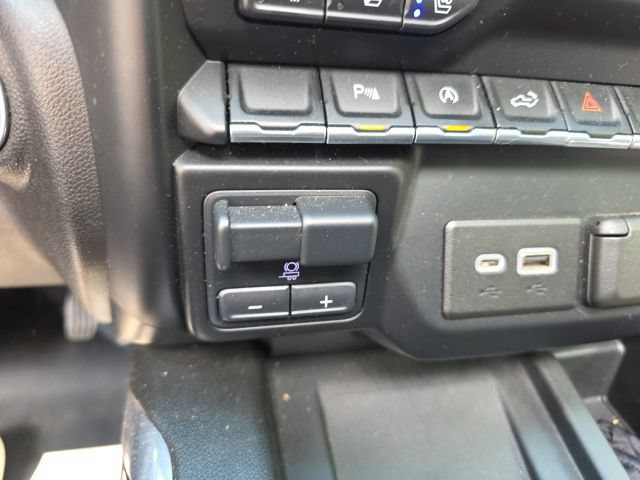 Used 2021 Chevrolet Silverado 1500 LTZ w/ LTZ Convenience Package II AWD/4WD image 22