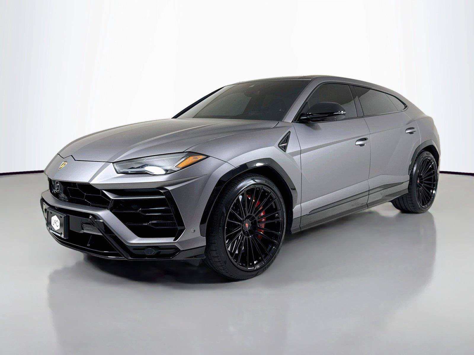 Used 2022 Lamborghini Urus AWD/4WD image 9