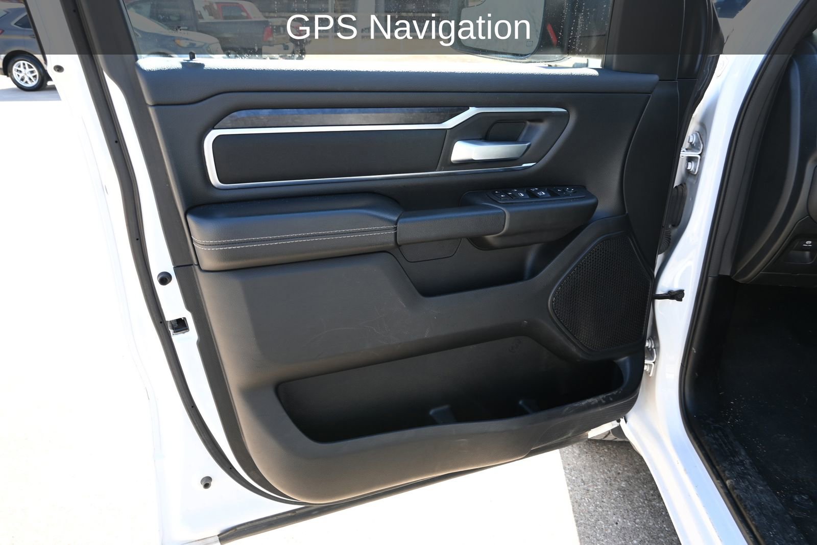 Used 2024 RAM 1500 Lone Star image 9