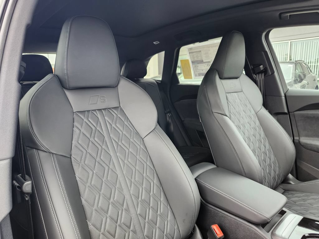 New 2026 Audi SQ5 Premium Plus AWD/4WD image 17
