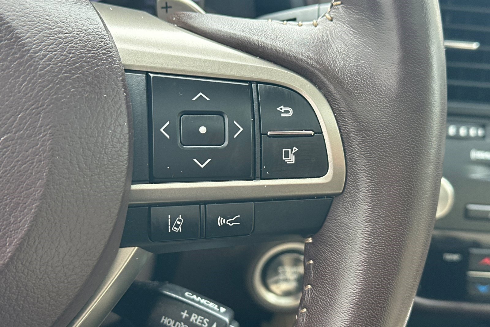 Used 2020 Lexus RX 350 FWD w/ Premium Package image 31