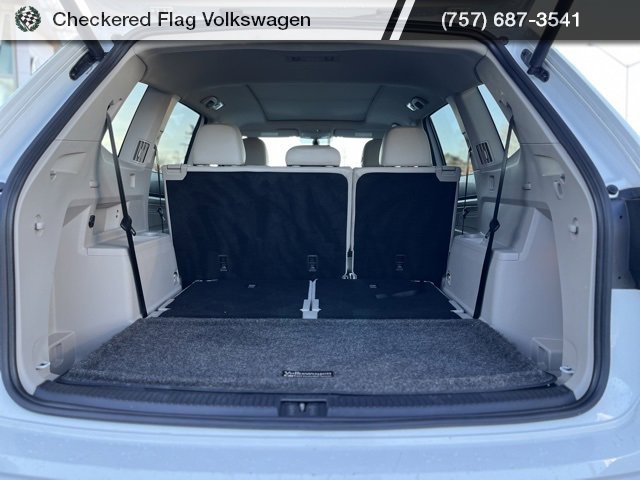 Used 2022 Volkswagen Atlas SE w/ Panoramic Sunroof Package image 16