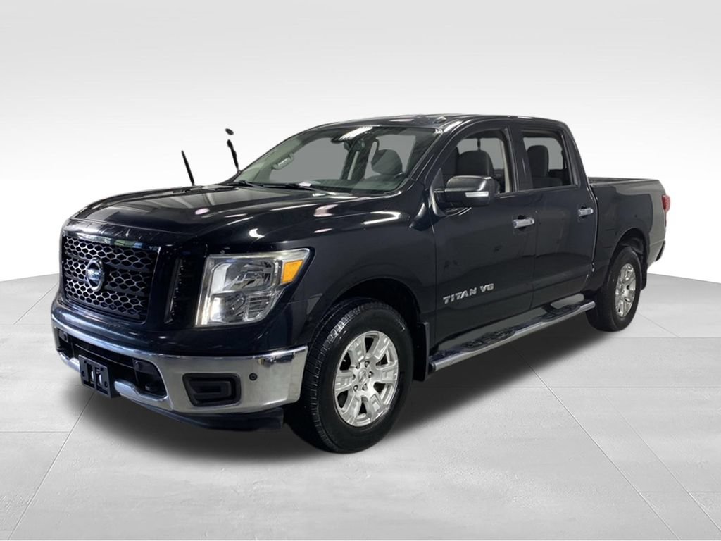 Used 2019 Nissan Titan SV w/ SV Convenience Package AWD/4WD image 4