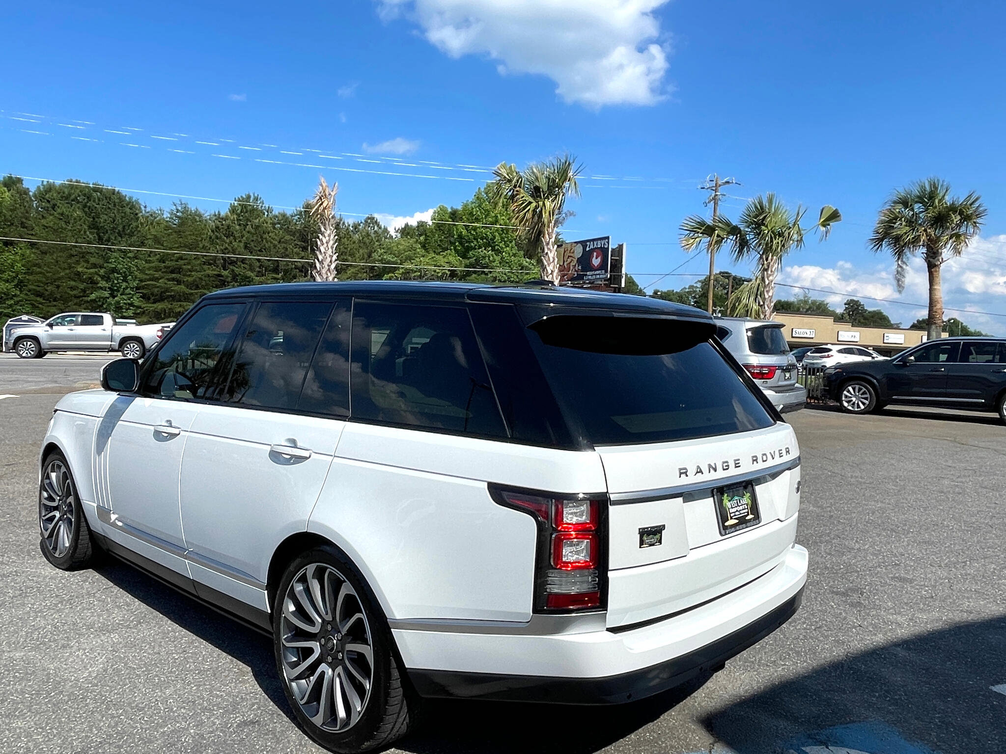 Used 2015 Land Rover Range Rover Autobiography image 5