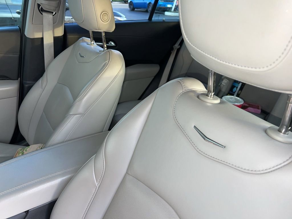 Used 2021 Cadillac XT4 Premium Luxury image 11